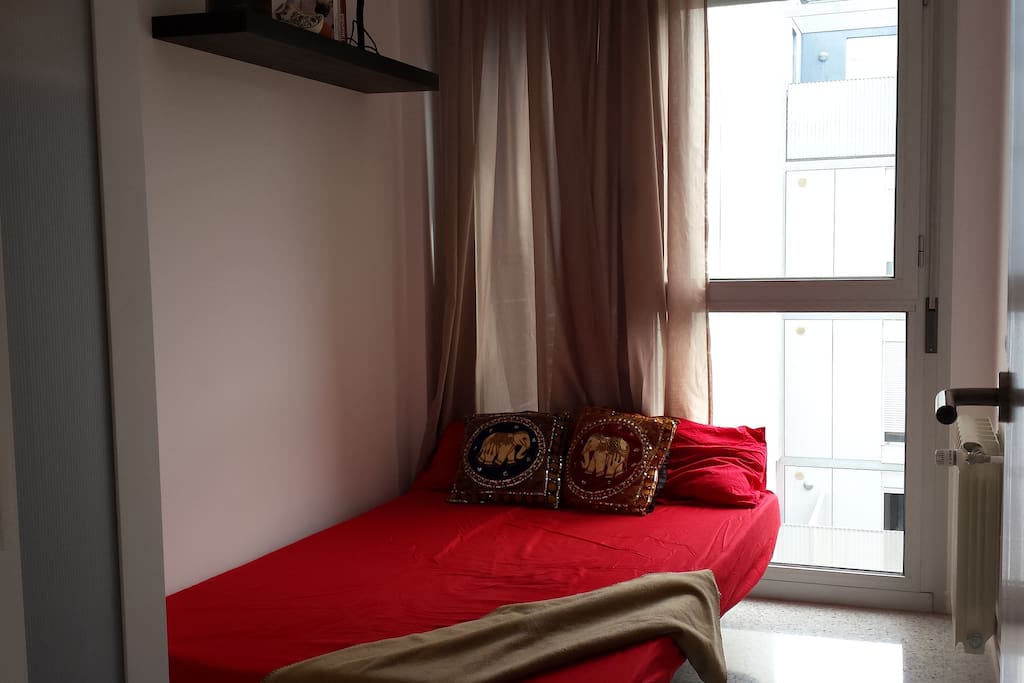 Room (with closet)