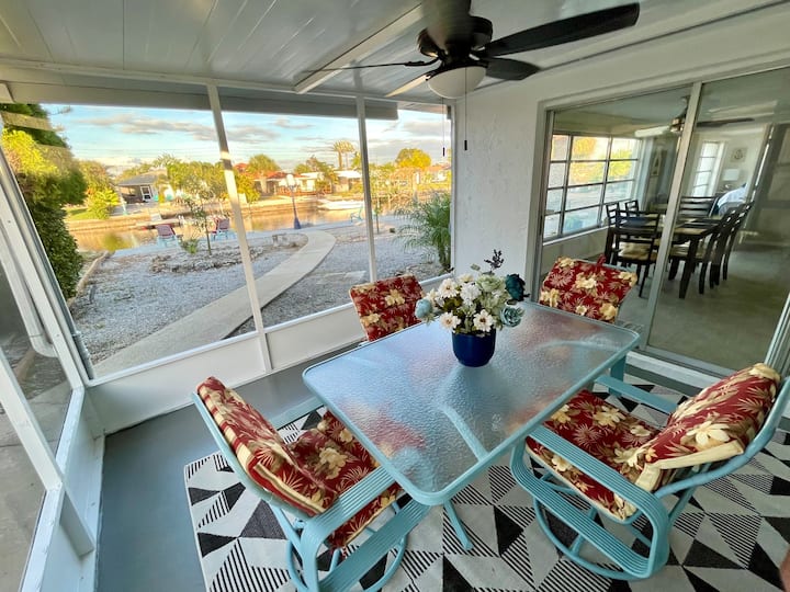 Boaters & Golf Carters welcome! 3bd on Salt Water
