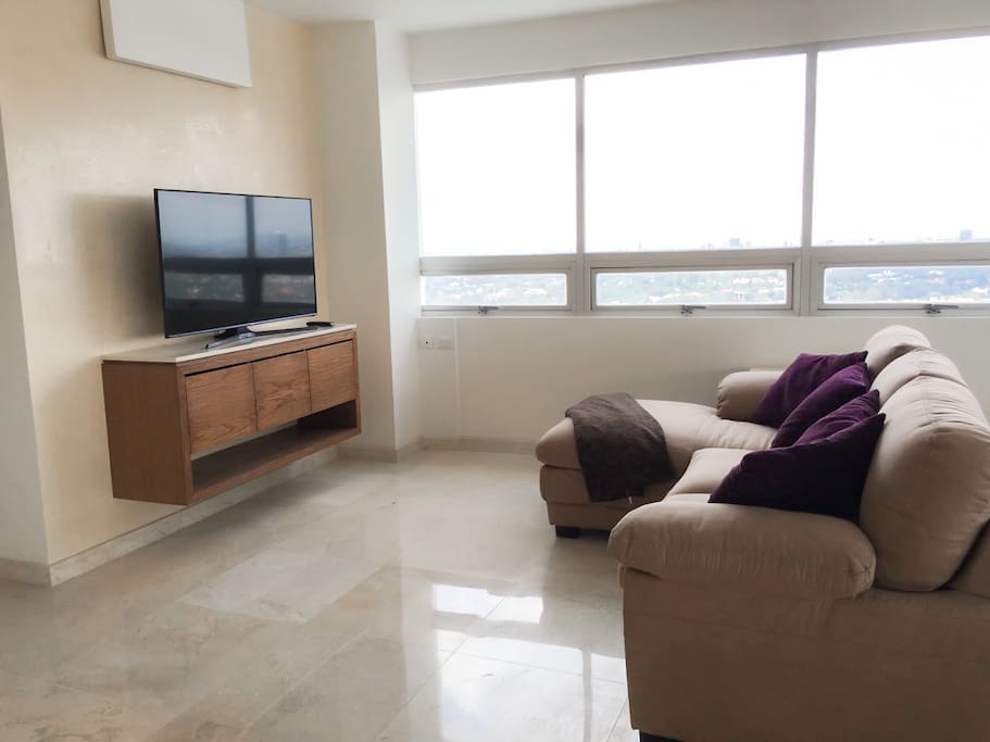 TV ready with Netflix and other apps for you to use if you want to chill.