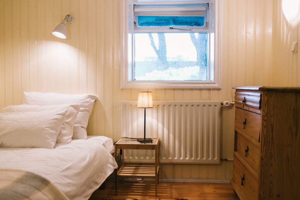 Clare's room, a singe room downstairs