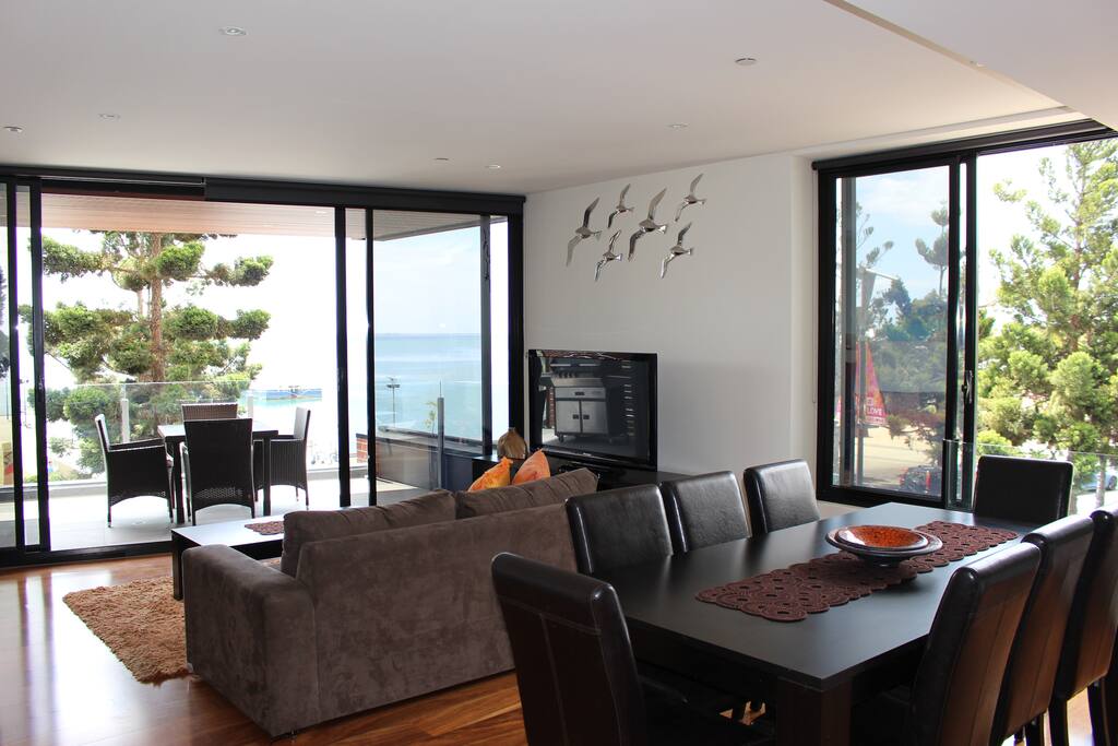 Living Dining