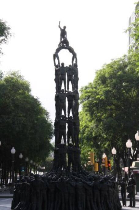 CASTELLS