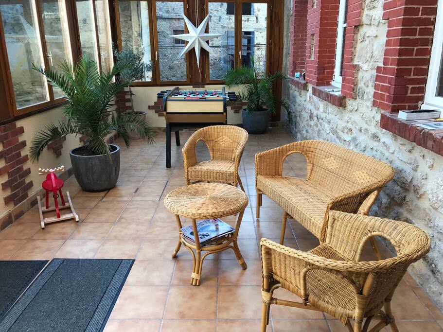 Intérieur de la véranda (entrée)