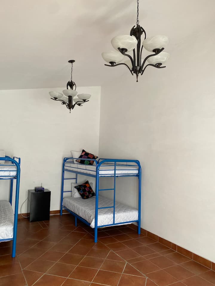 Schlafzimmer 2