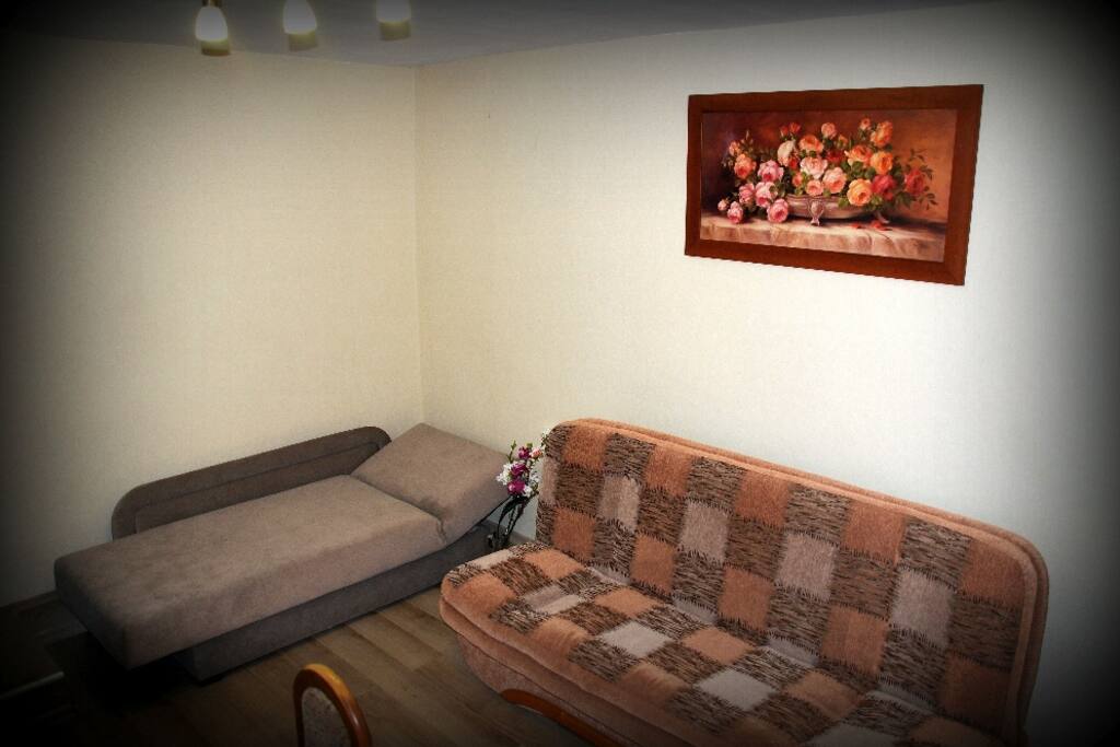 salon z dwoma łóżkami 2+1