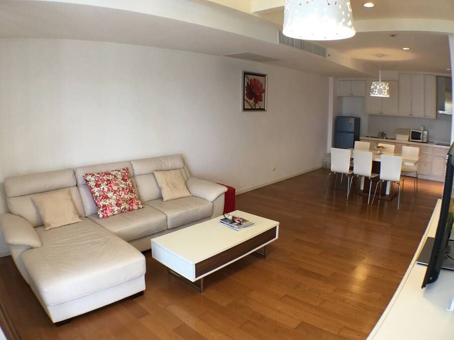 Spacious Living Room