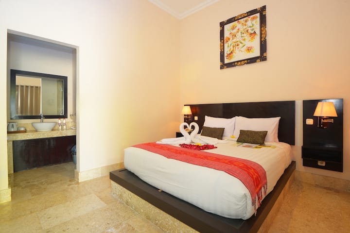 Andari Legian Pool Side For Bali Long Stay Hotel Bed And Breakfasts For Rent In Kuta Bali Indonesia