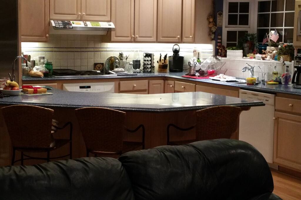 Kitchen w/all the amentities
