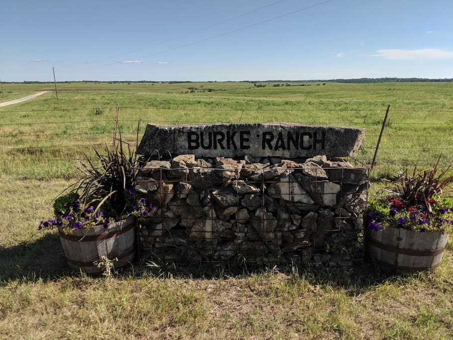 The Burke Ranch Bunkhouse Houses for Rent in Severy, Kansas, United
