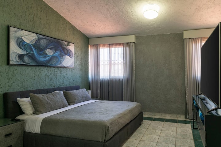 Საწოლის დიდი ზომის კამერა