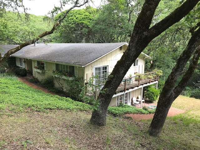Airbnb Glen Ellen Vacation Rentals Places To Stay