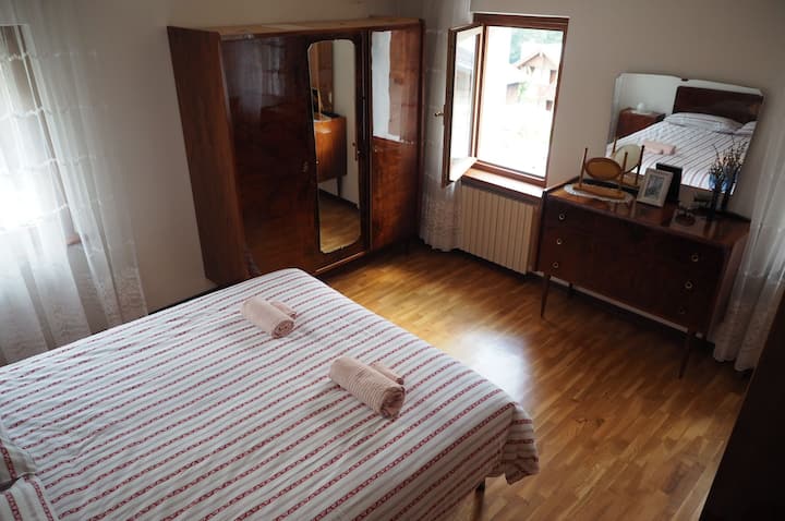 La camera con vista sulle Dolomiti.