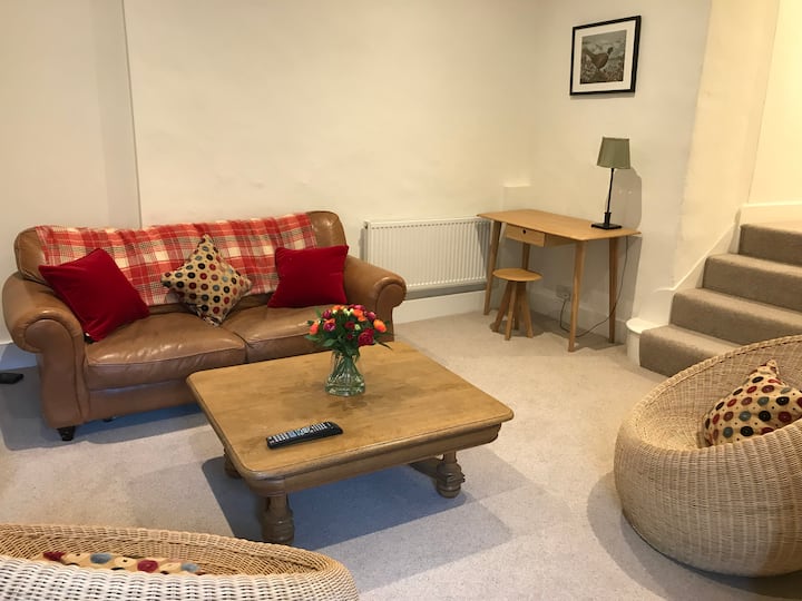The Yard House Cottage 2 - Yeovil