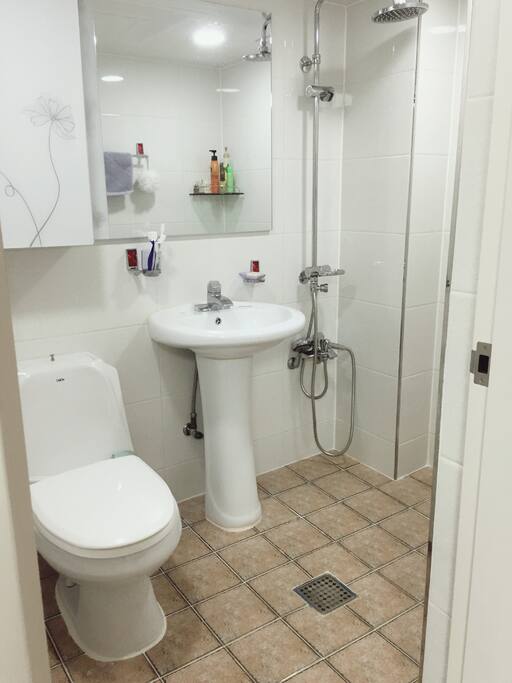 private bath