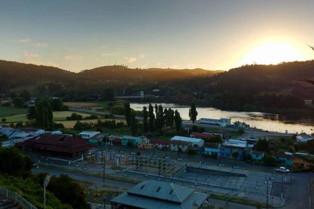 Desde el mirador se observa el atardecer...