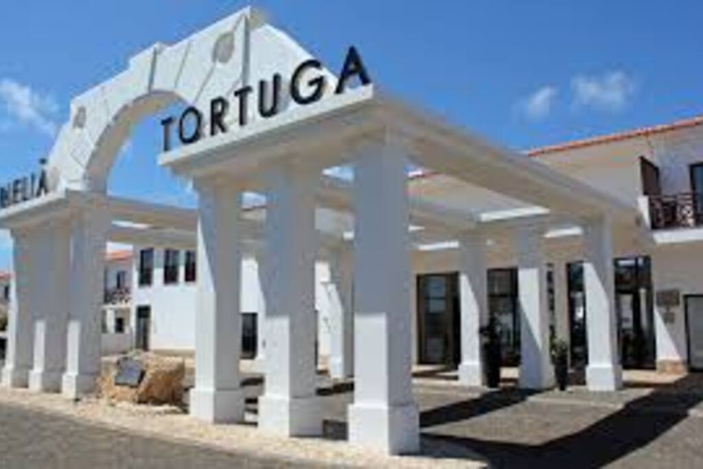 Tortuga Beach Resort entrance to the Hotel and Resort