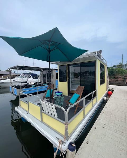 Little Miss Sunshine Houseboat