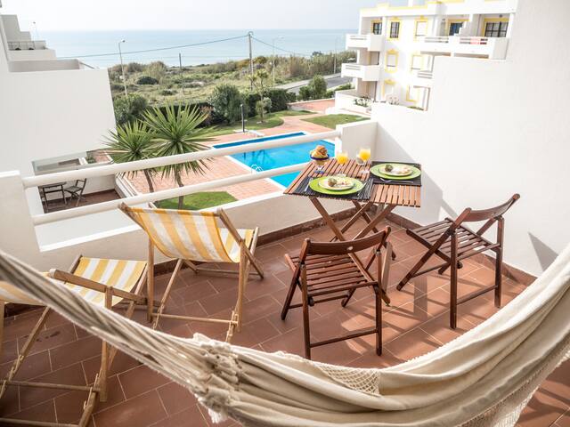 Entire home with 2 bedrooms in Ericeira - Ericeira Sea View