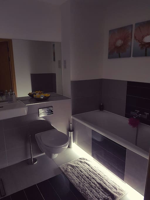 Bathroom mood lighting