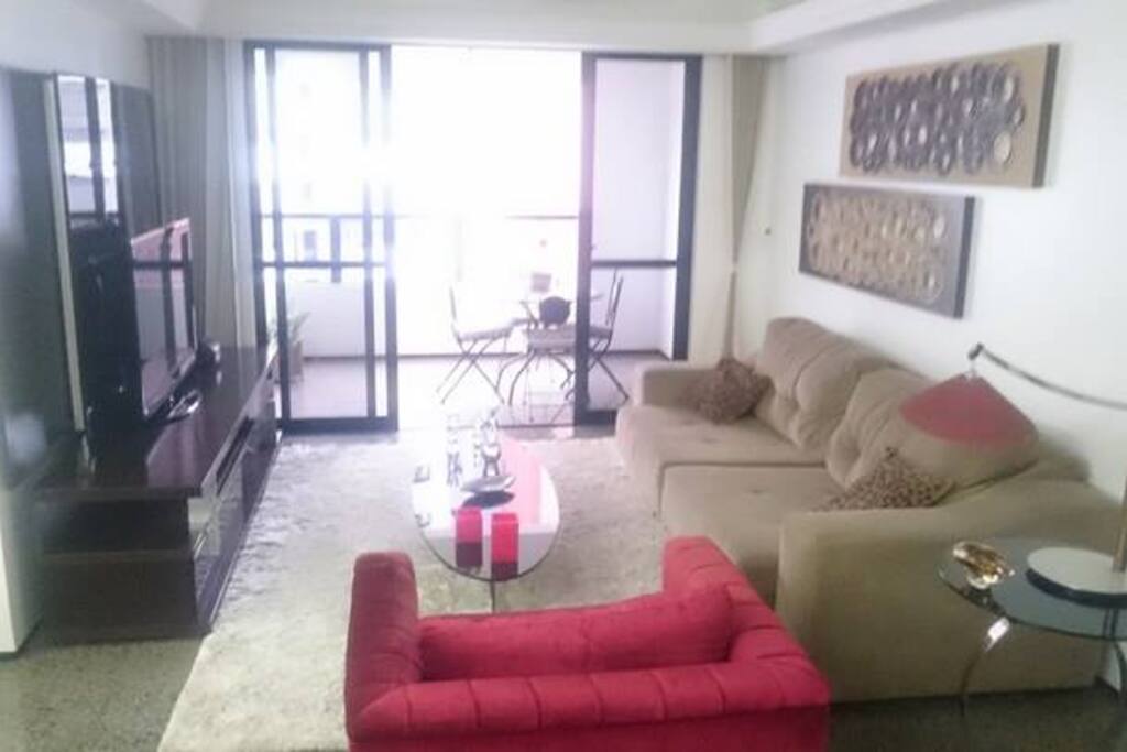 Sala com Sofá Cama.