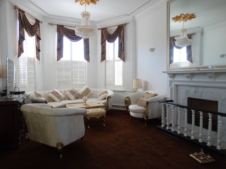 Lounge area