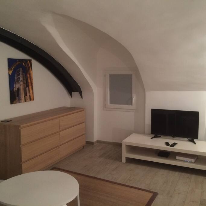 TV, Wifi