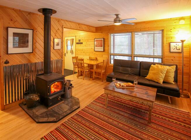 Wood River Retreat Private Cabin Above The River Cabins For