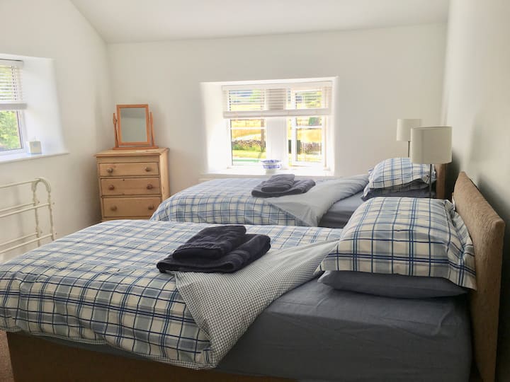 Bedroom 2 ,made into twin beds