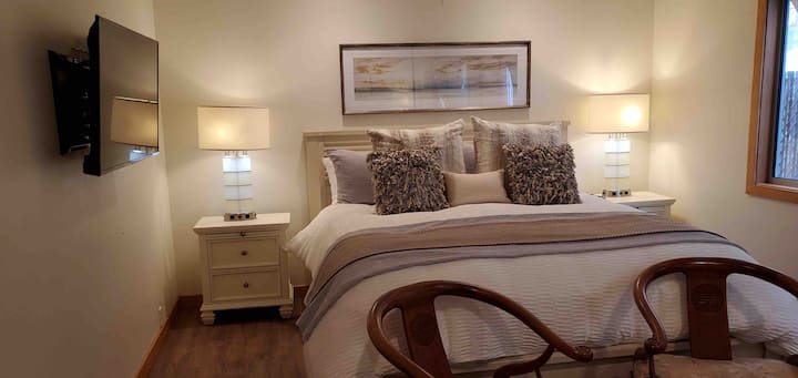 Mwalimu anaunganisha kwenye bafu 