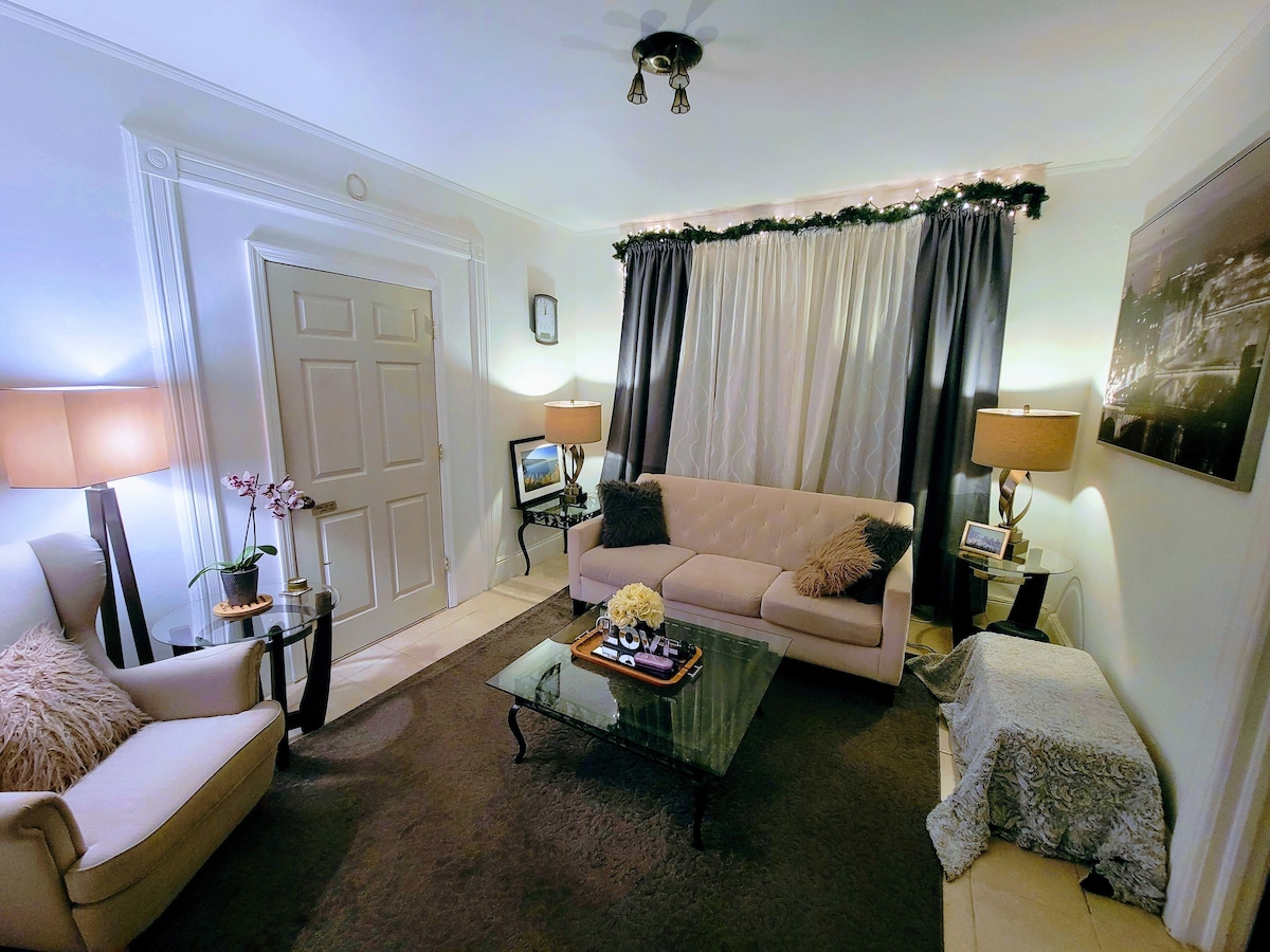 Journal Square, Jersey City Vacation Rentals & Homes - Jersey City, NJ |  Airbnb