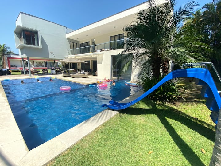 Mansão No Frade - Feita Para Curtir Muito! - Angra dos Reis