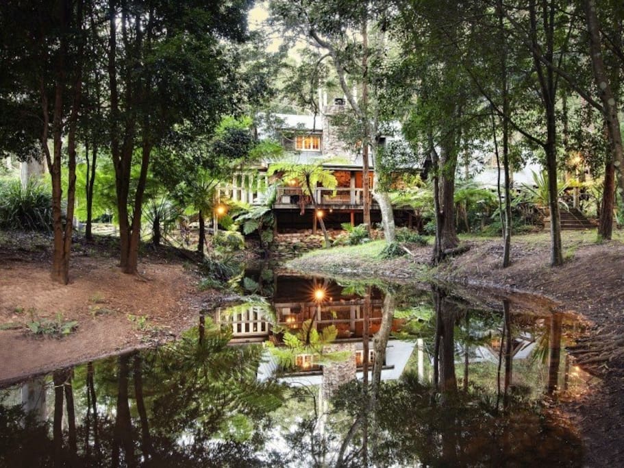 Belle Grove Cottage is right on the creek and has beautiful reflections