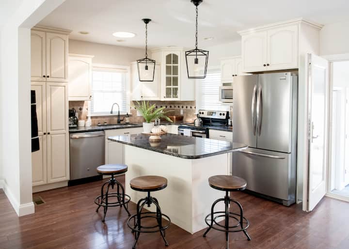 Amish Heartland Guest House in Intercourse, PA Houses for Rent in