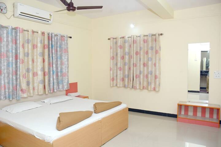 Boat House Picture Of Mtdc Resort Tarkarli Tripadvisor