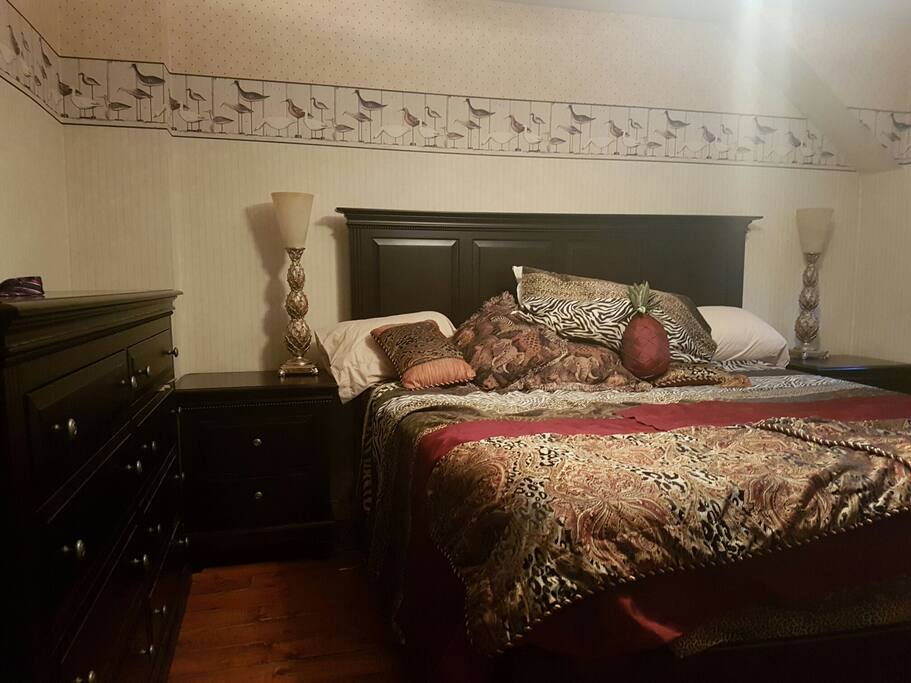 bedroom.