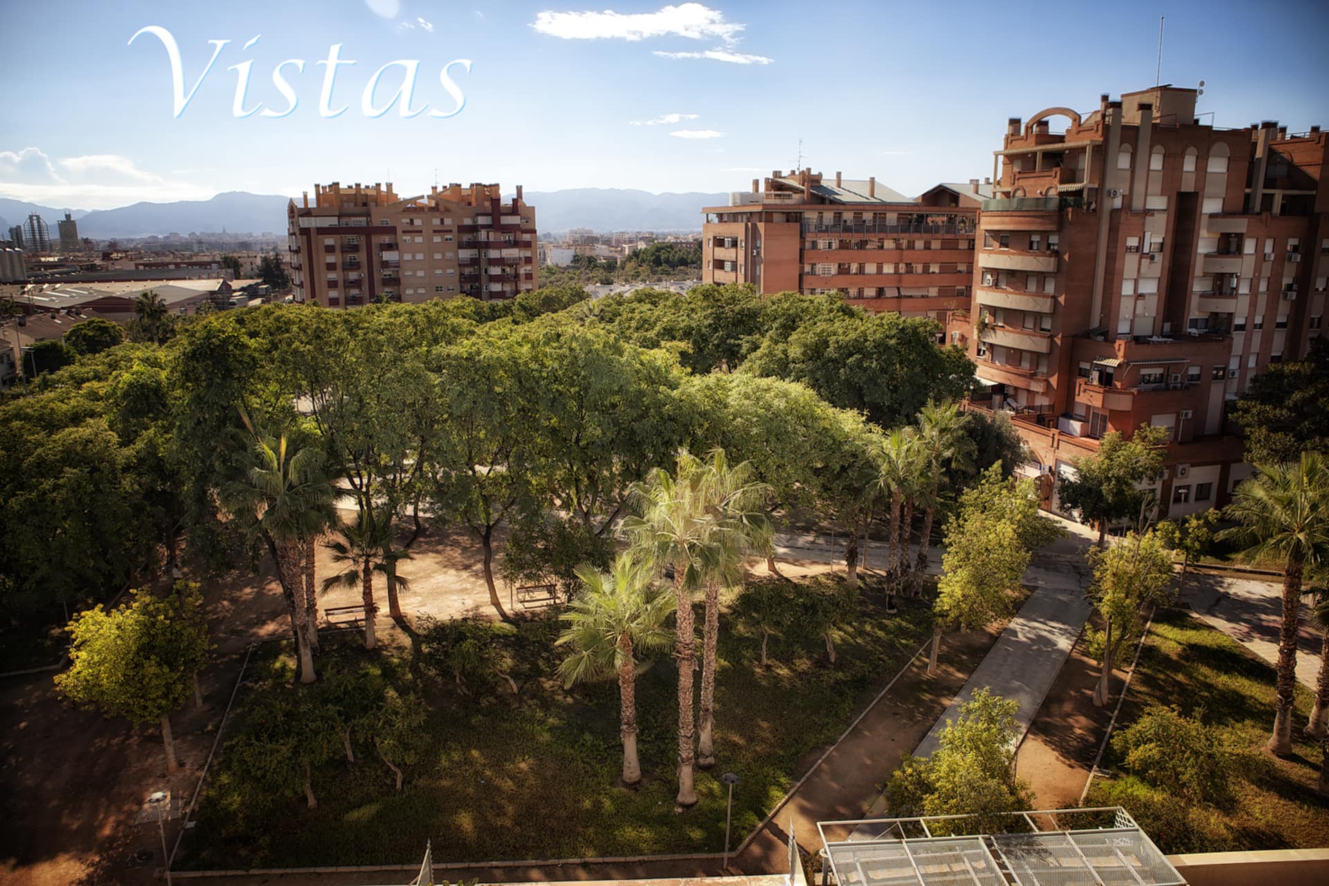 Vicente's apartment, parking included