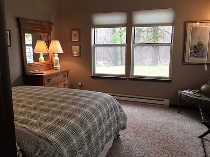 Downstairs "Bird" Room