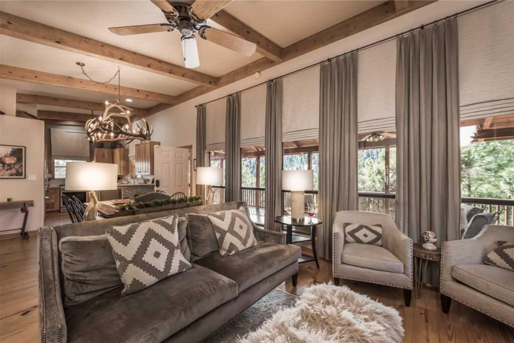 Open Concept Living - The living room and dining area flow easily into the kitchen allowing all of your guests to enjoy each othe