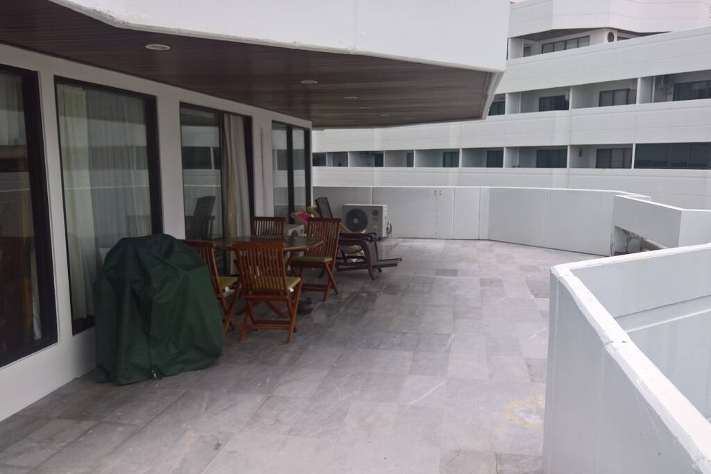 Terrace with large overhang