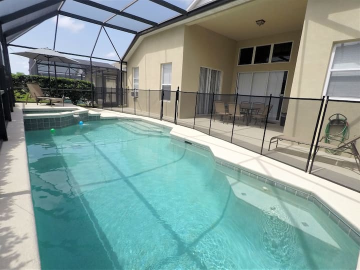 Beautiful Disney Universal Orlando 5BD PrivPool Houses for Rent in