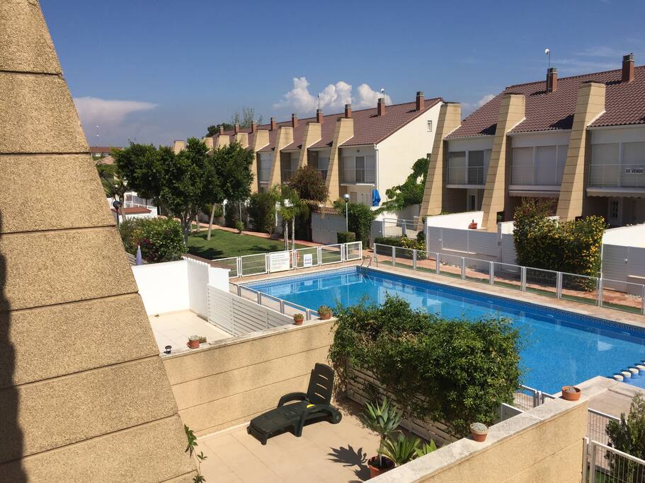 Vistas a la piscina desde las habitaciones Orientación Norte