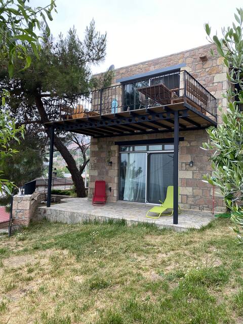 kayalar kiralik tatil evleri ve evler canakkale turkiye airbnb