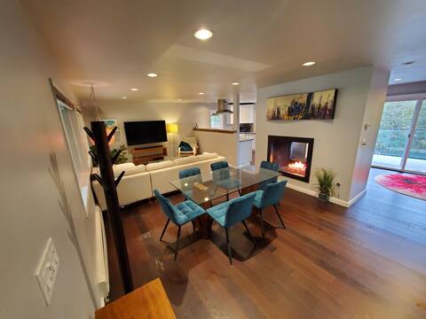 The Cove on Lake Killarney Full Home