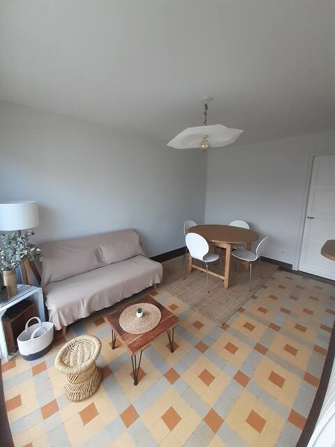 Top performing Airbnb: Apartment 50 m from the sea, 2 bedrooms and balcony in Merlimont