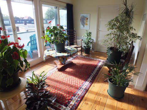 En sfeervol huis met veel ruimte.