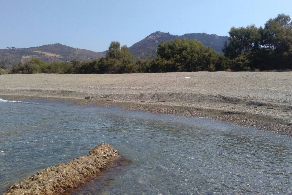 Spiaggia libera a 150 m
