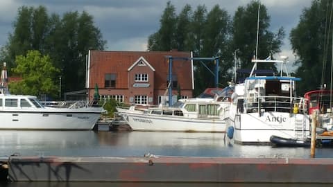 Vacation home "Deichblick" in Weener, North Sea