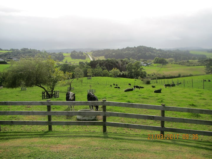 Hillcroft Cottage. Stunning views.