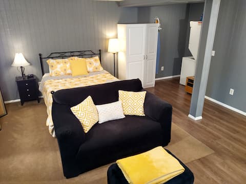 Top performing Airbnb: Private Spacious Apt., Quiet Neighborhood Stay! in Smoky Mountains