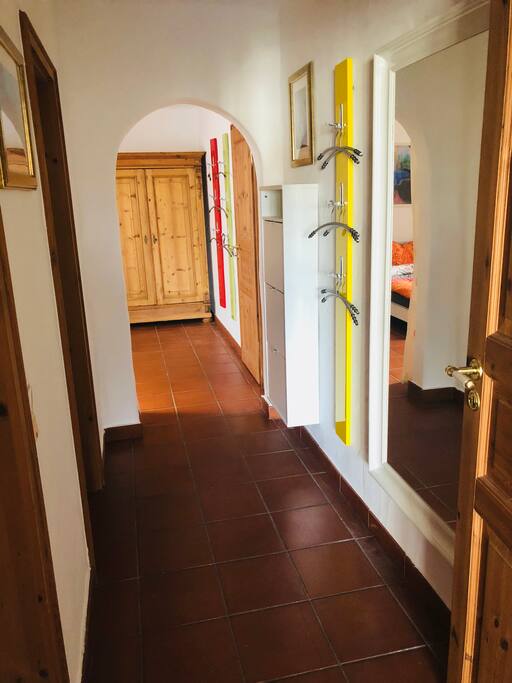 Flur mit Garderobe